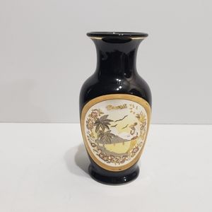 The Art of CHOKIN Porcelain Vase 24K Gold Trim Hawaii Vase
